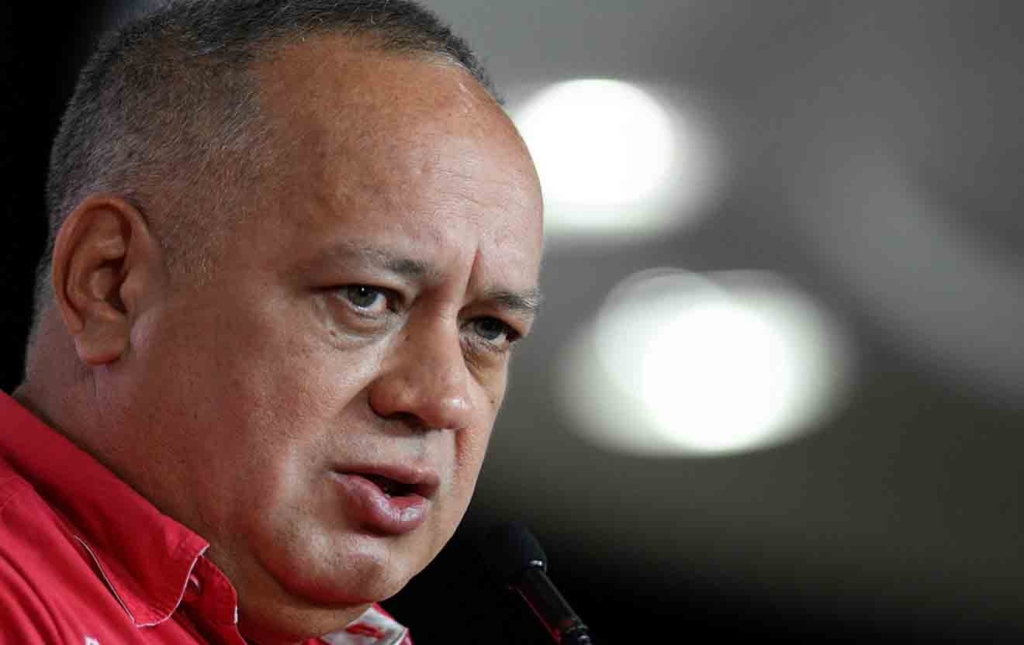 The president of the National Constituent Assembly, Diosdado Cabello, speaks during a press conference in Caracas, Venezuela, on July 22, 2019. Venezuelan authorities said a US aircraft entered again Venezuela's air space on espionage tasks after another plane had been detected on Friday. (Photo by Matias Delacroix / AFP)