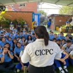 Estudiantes de Caricuao reciben jornada de formación en prevención del delito