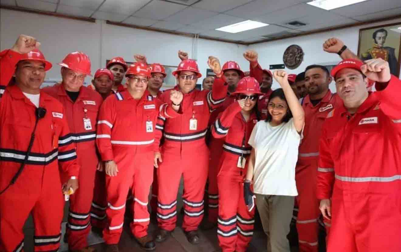 Vicepresidenta Rodríguez hizo un reconocimiento a los trabajadores fuerza motriz del milagro venezolano