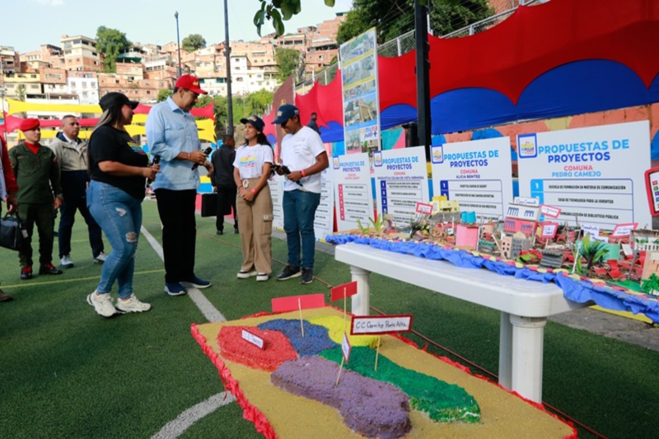 presidente-maduro-embellecer-comunidades