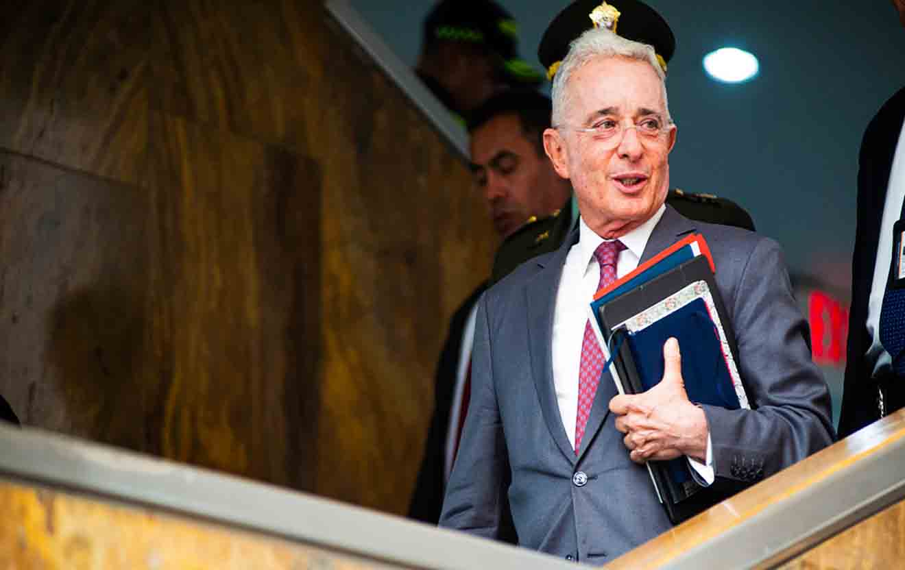 Álvaro Uribe es absuelto de todos los delitos
