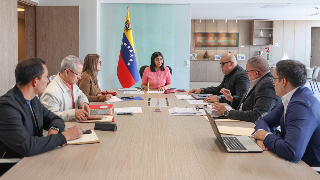 delcy-rodriguez-reunida-con-motor-agroalimentario-50693