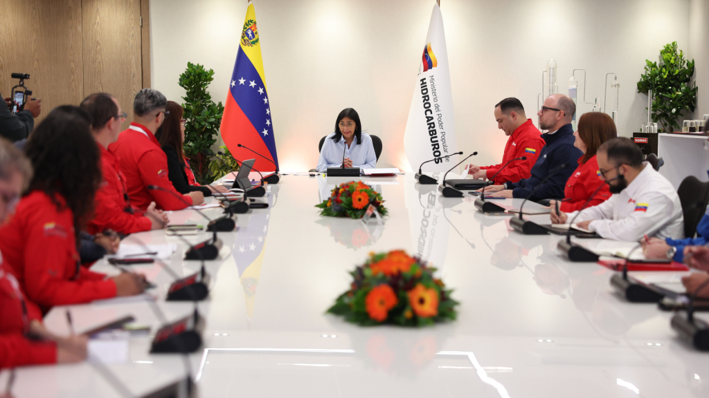 ministra-delcy-rodriguez-lidera-reunion-con-pdvsa-50177