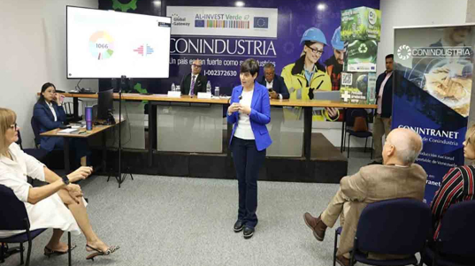 Venezuela potencia su agenda industrial con innovación