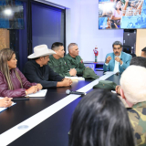 photo_4920731863844850634_y