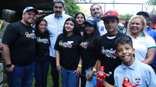 photo_4929225015643802535_y