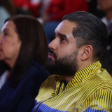 photo_4942963460677504055_y-1