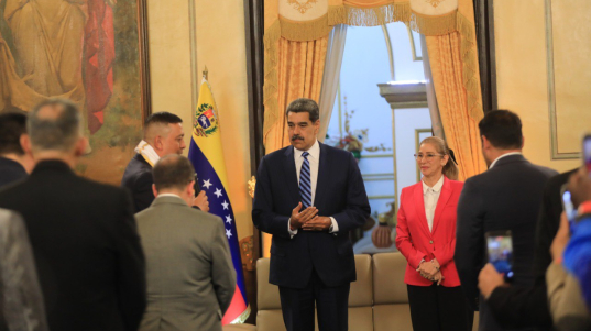 photo_4954354508515445550_y