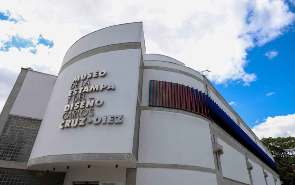 Museo Carlos Cruz Diez se activa con actividades lúdicas para niños y niñas