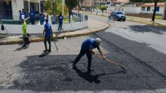 asfaltado-Portuguesa-696x380-1