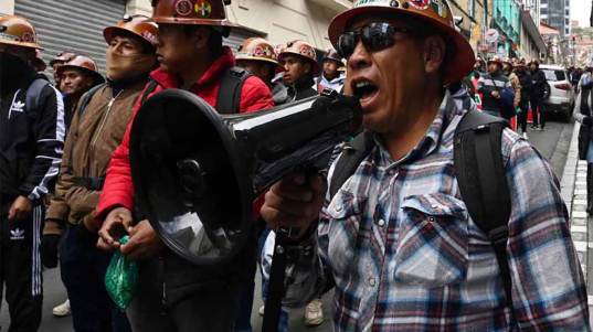 Gobierno boliviano anuncia suspensión de decreto que causa protestas