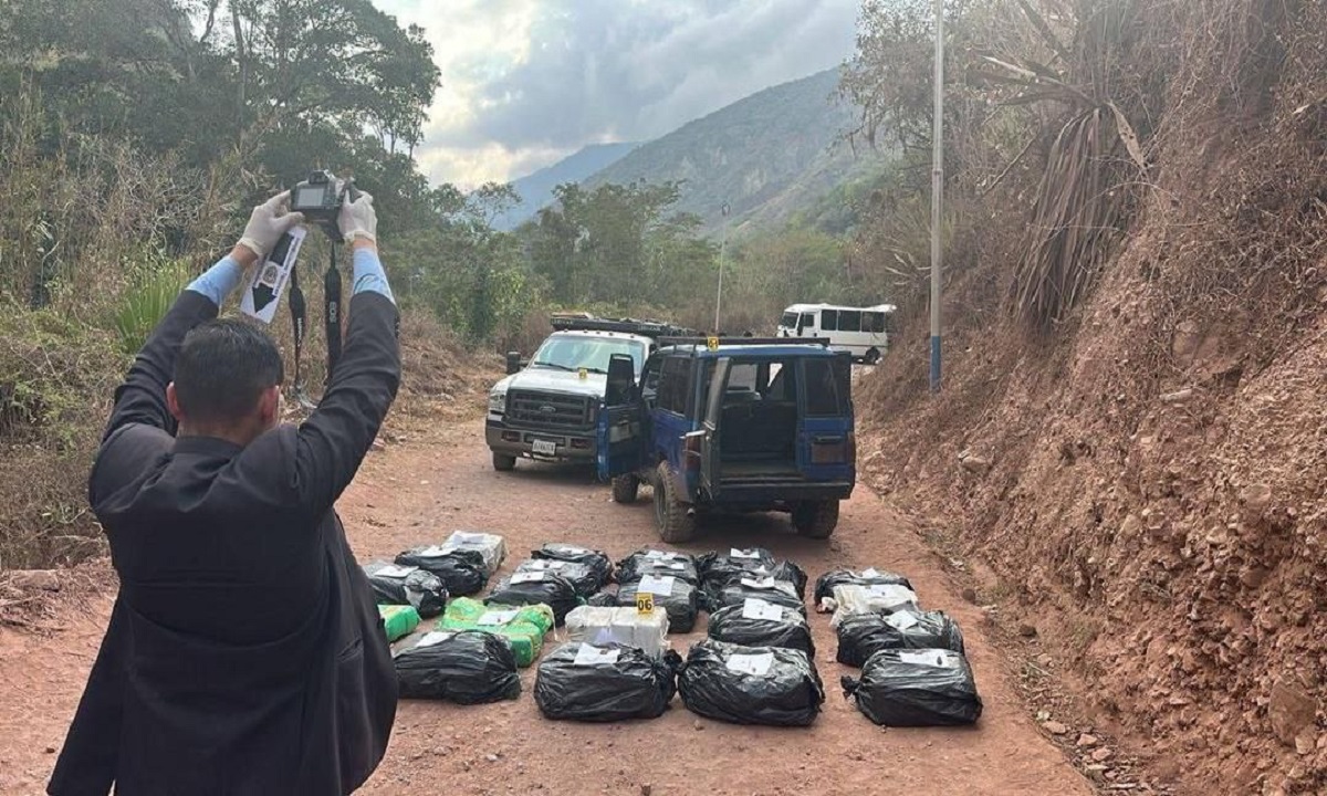 9d948c2b-0f4c-4adb-8dca-1b5abbadcc30