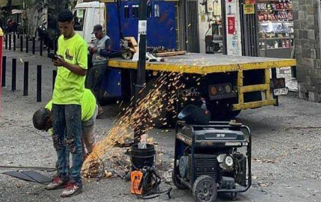 GDC avanza en la rehabilitación del del bulevar Panteón y la plaza Las Mercedes