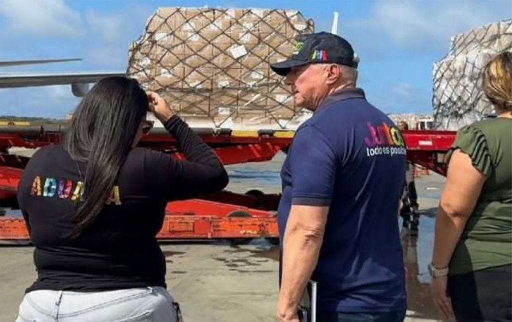 Penúltimo cargamento de insumos médicos para pacientes renales arribó a Maiquetía este martes