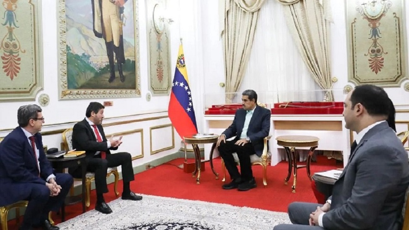 repsol-reunidos-con-presidente-maduro-prensa-presidencial-28561