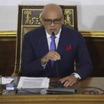 Rodríguez califica de «bufonada» la propuesta de canje de Bukele