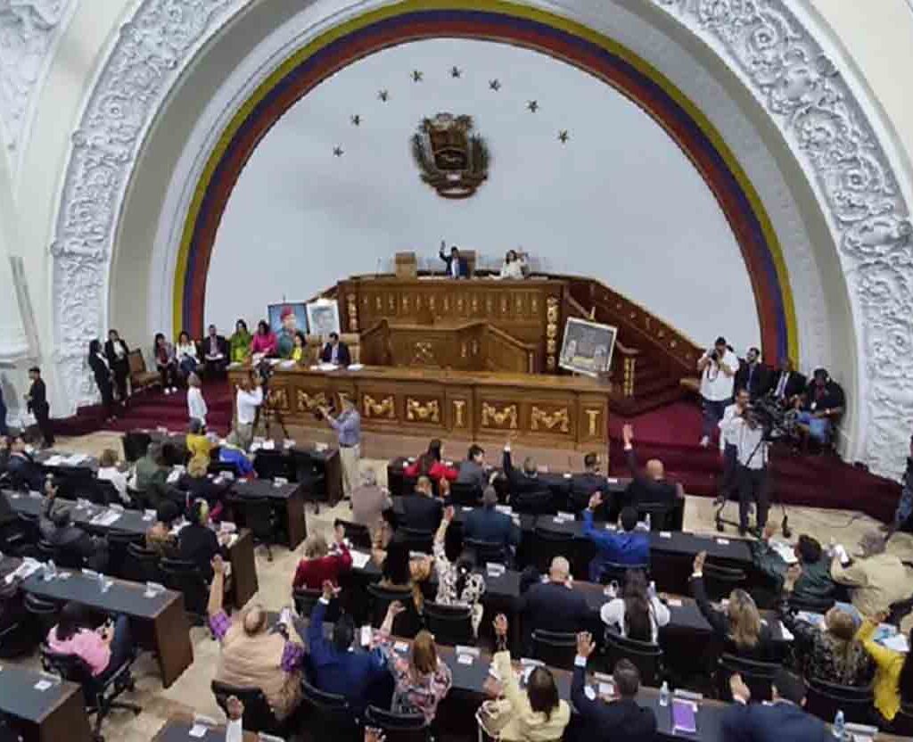 AN designó a Conrado Briceño Pérez como el nuevo Rector Principal del CNE