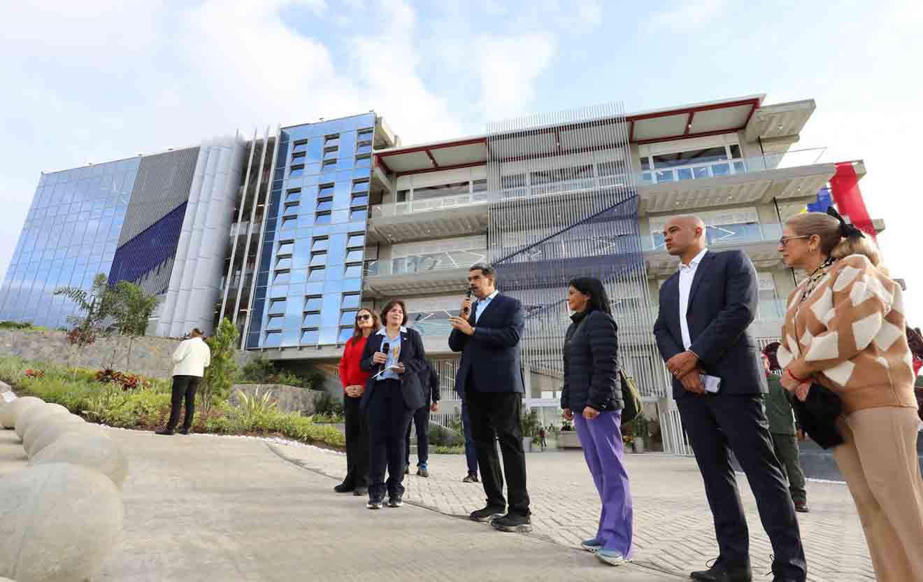 Presidente - Universidad de las Ciencias Dr. Humberto Fernández Morán