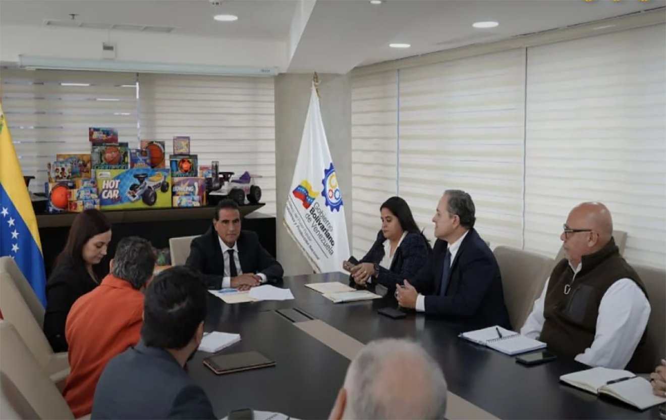 Ministerio de Industrias y jugueteros afinan estrategias para impulsar la producción nacional