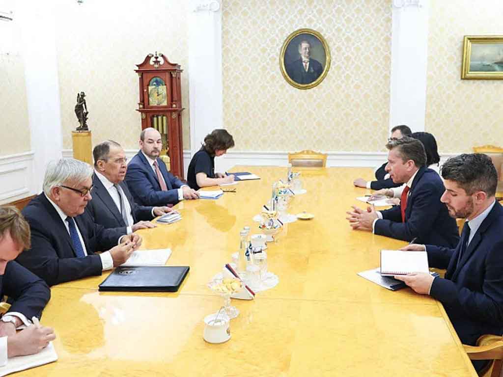 Lavrov-Tom-Fletcher-1