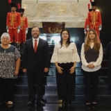 Yván Gil- Panteón Nacional- Ofrenda a Bolívar
