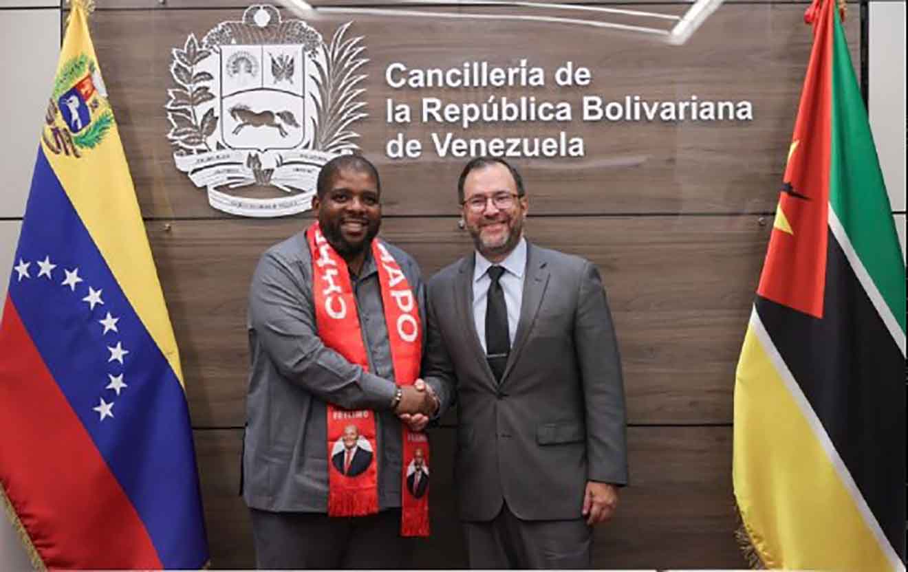 Yván Gil y Chakil Aboobacar