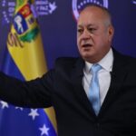 Investigan vínculos de esposa de científico detenido por conspiración con sectores opositores