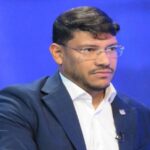 Rander Peña: Derecha venezolana vende información de migrantes para redadas del ICE