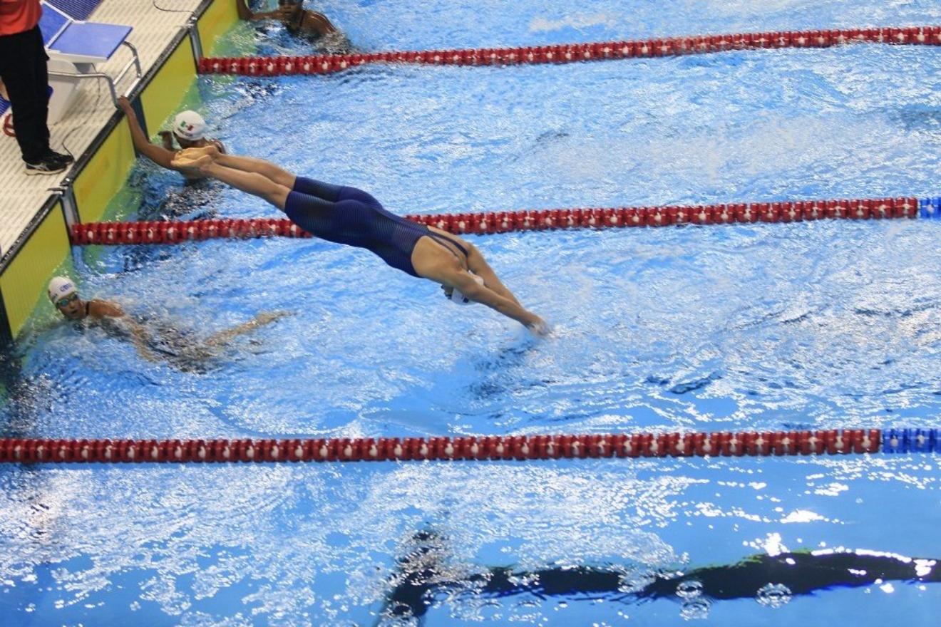 Natación