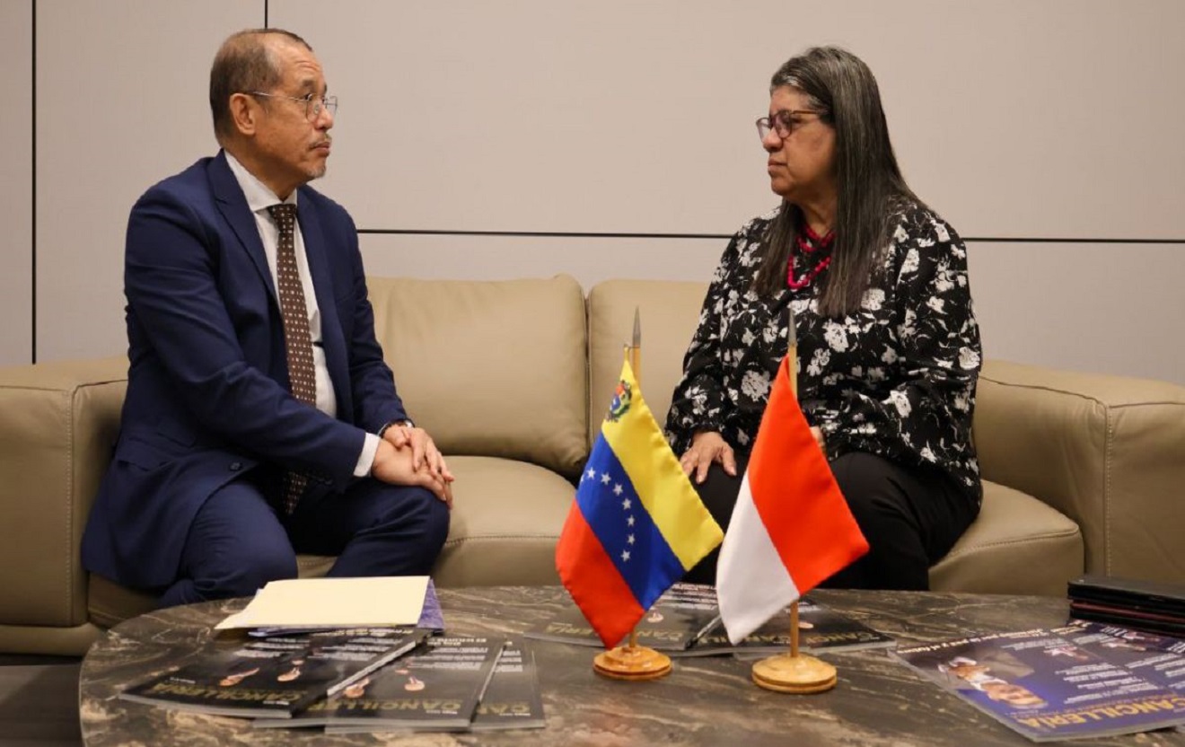 Venezuela e Indonesia