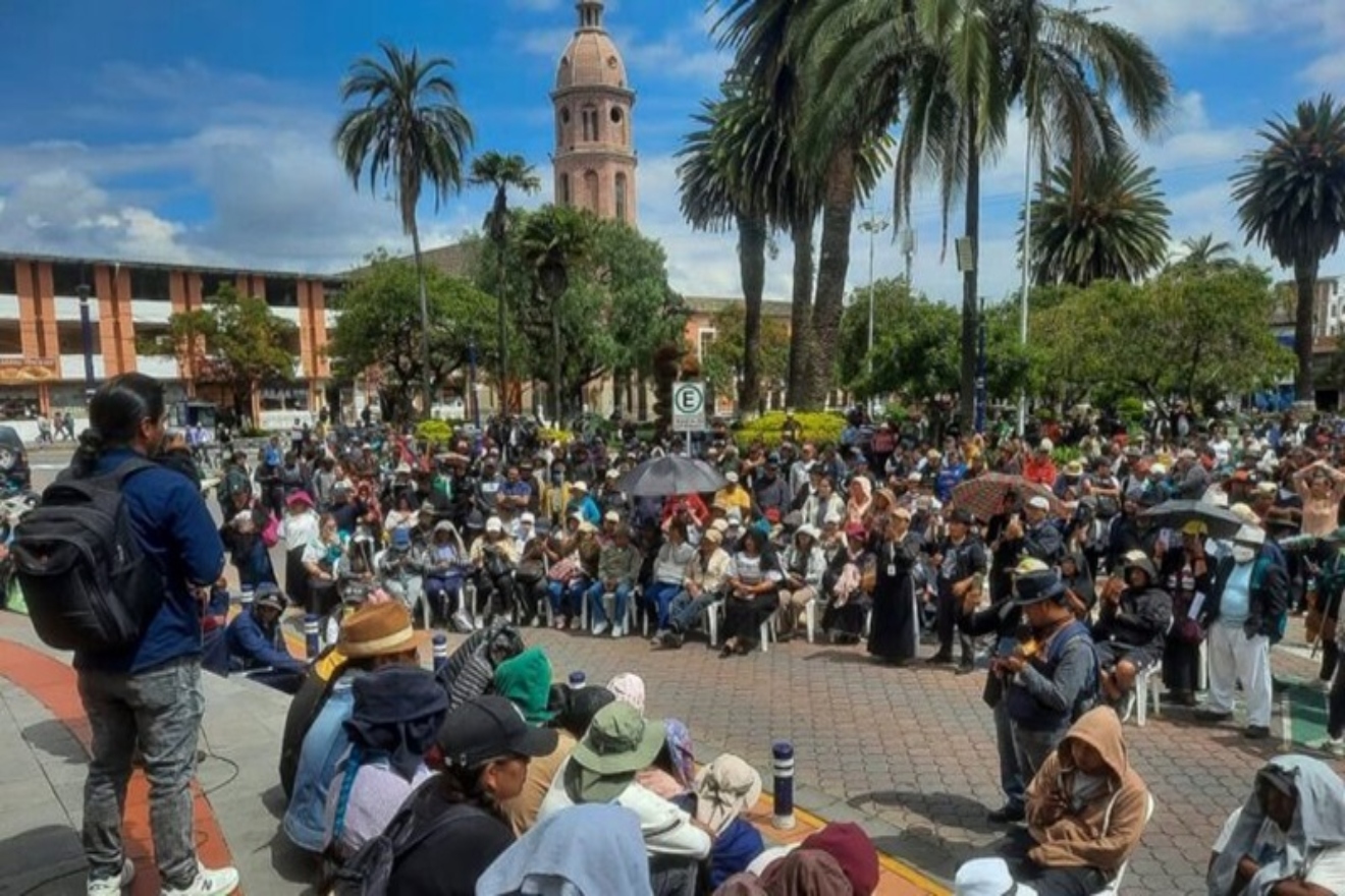 Indígenas ecuatorianos convocan a una asamblea para mantener protestas