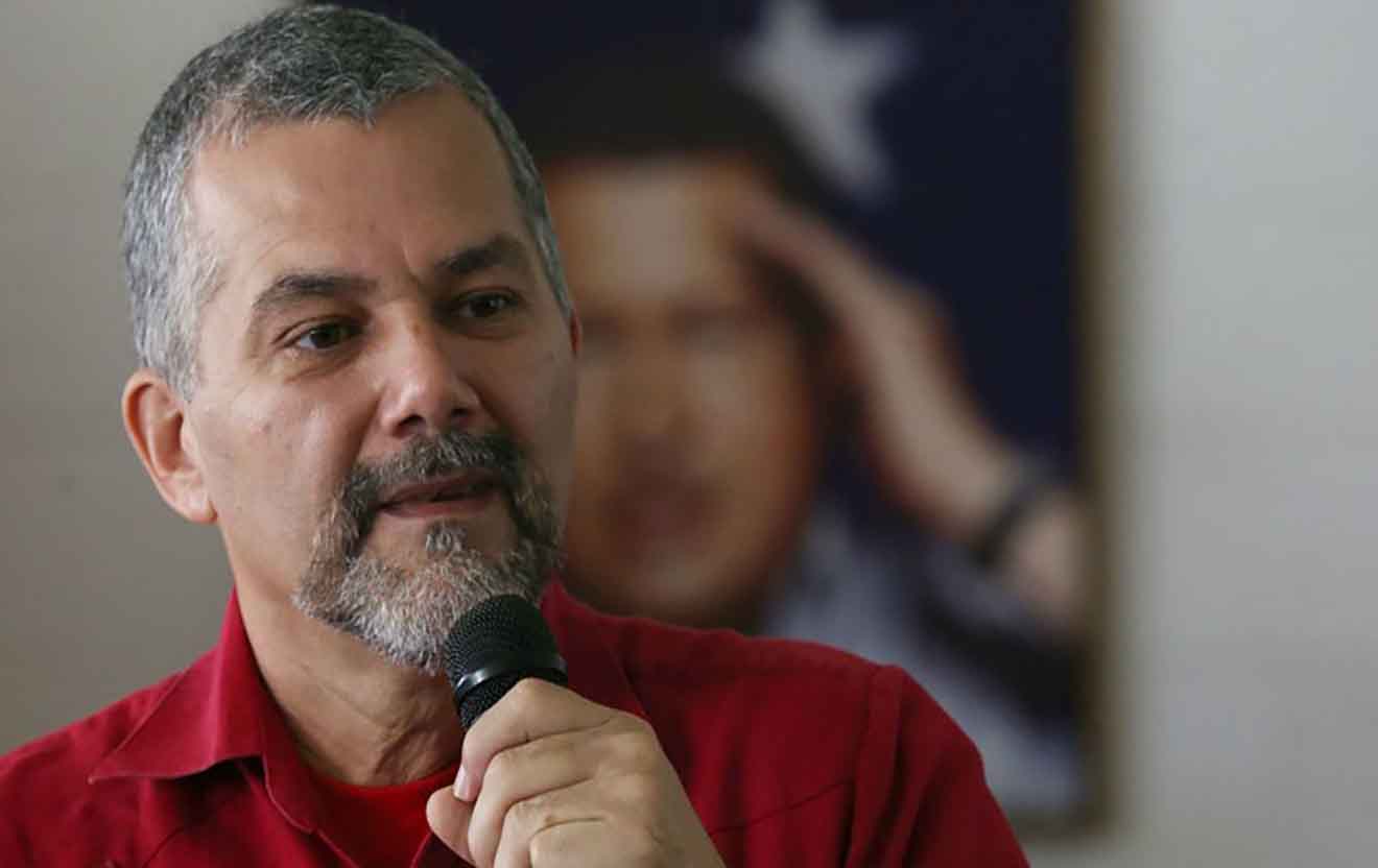 RICARDO MOLINA