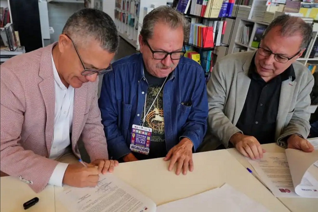 Venezuela y México firman convenio por la lectura en Nuestra América