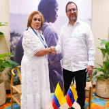 Cancilleres de Venezuela y Colombia ratifican defensa de lazos históricos por la paz