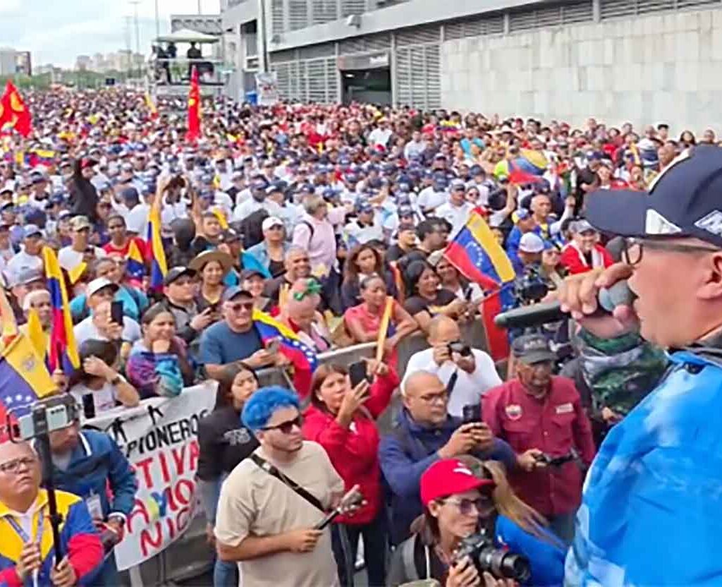 Nahum Fernández: “El pueblo venezolano se ha congregado con profundo sentir patrio”