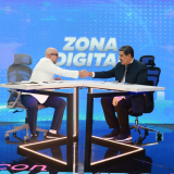 photo_4983251563879009144_y