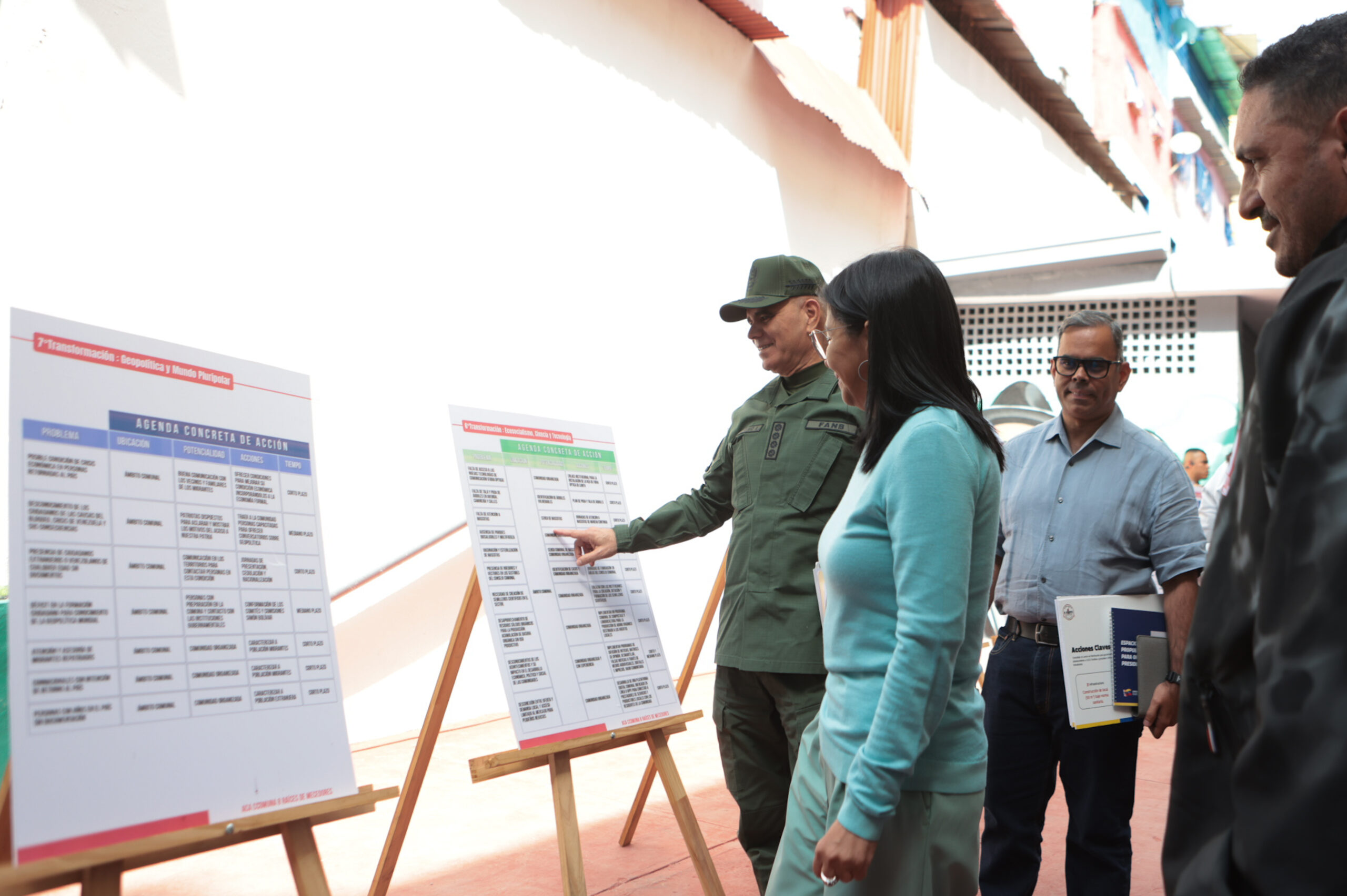 Delcy Rodríguez hace un llamado al pueblo a participar en la Consulta Popular Nacional del 8M