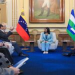 Delcy Rodríguez recibe en Miraflores al presidente de la CAF para fortalecer alianzas