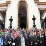 Ministra Jiménez y científicos nacionales realizaron una ofrenda floral al Dr. Humberto Fernández Morán