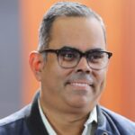 Designan al ministro Juan Ramírez como padrino de las Comunas urbanas y del campo